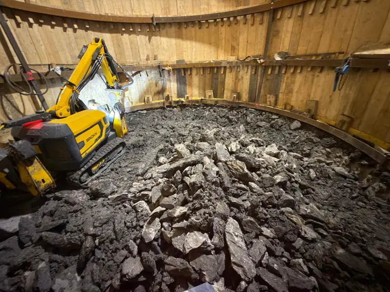 Chantier récent de démolition robotisée BROKK — Objectif Déconstruction