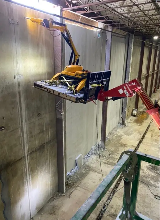 Chantier récent de démolition robotisée BROKK — Objectif Déconstruction